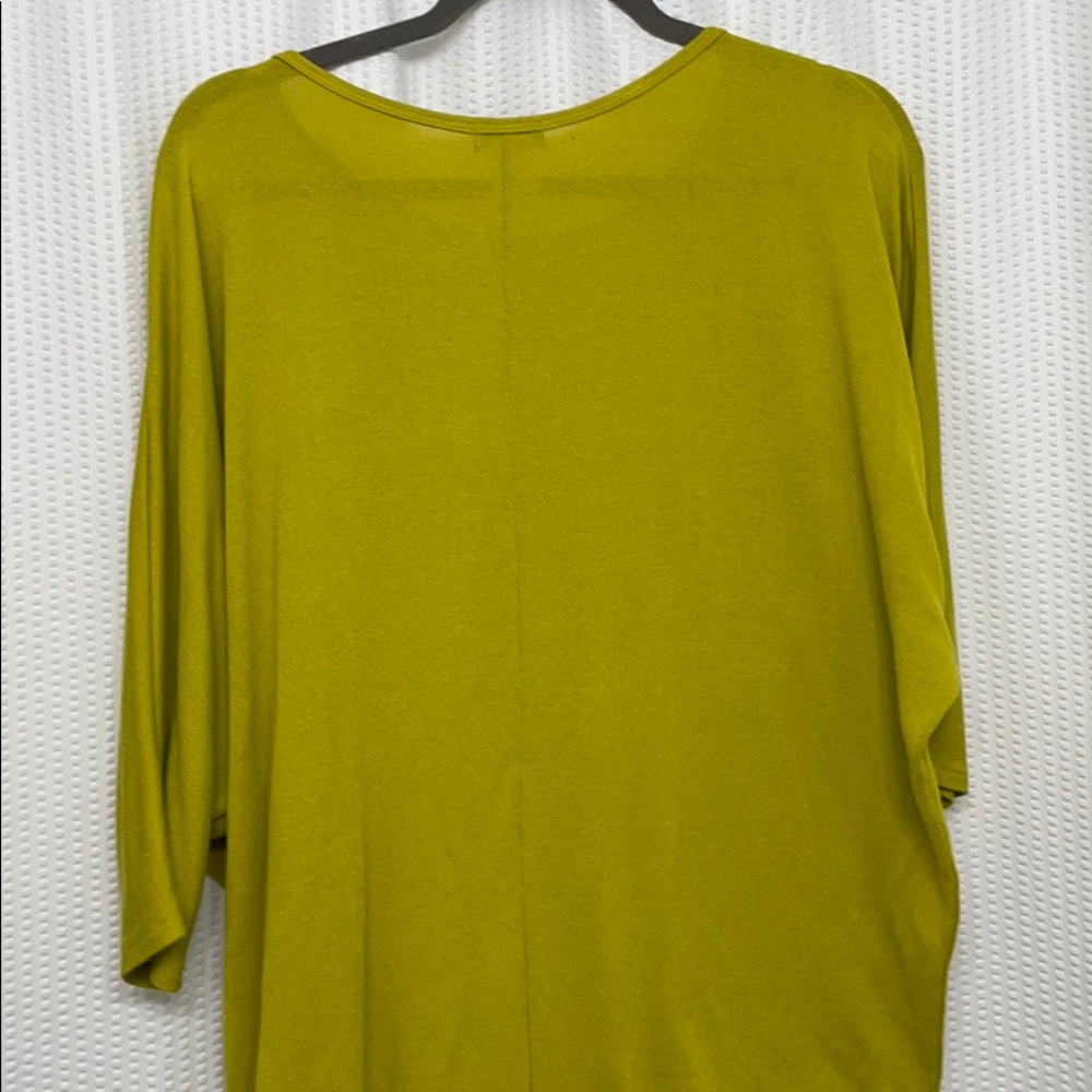 Sweater - Picture 4 of 4